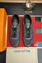Picture of Louis Vuitton Shoes _SKULVsz38-45BS013312599
